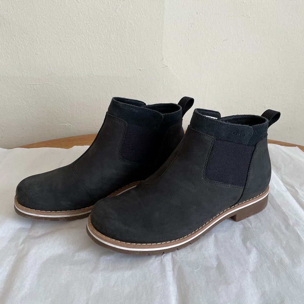 Chaco Cataluna Explorer Chelsea Boot Size 8